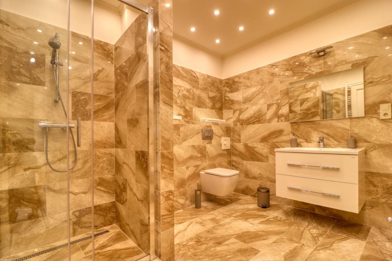Manna Villa Еґер Екстер'єр фото