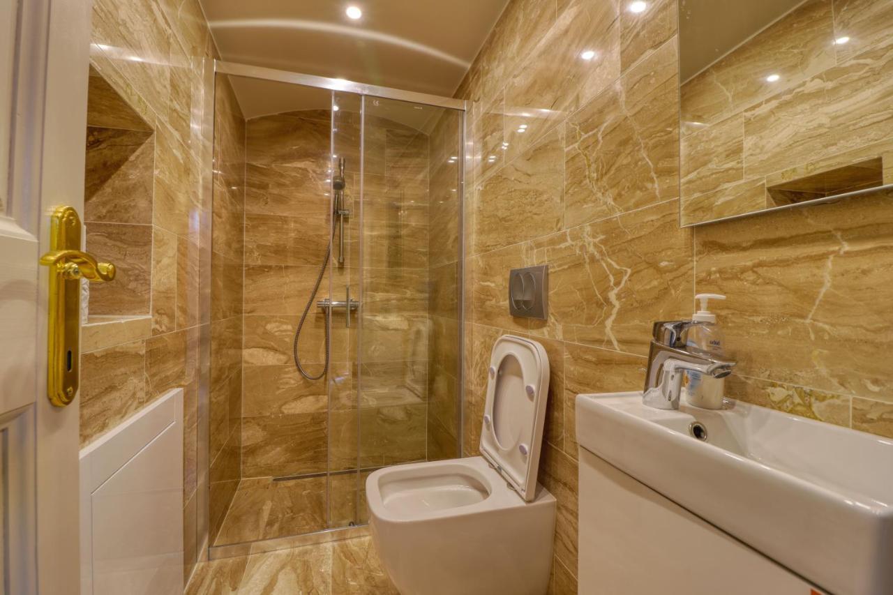 Manna Villa Еґер Екстер'єр фото