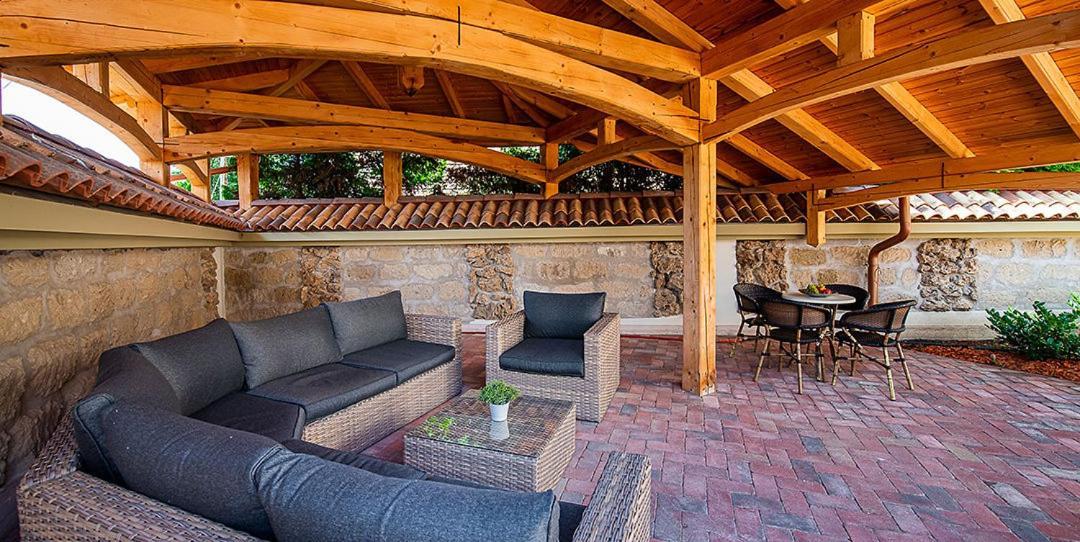 Manna Villa Еґер Екстер'єр фото